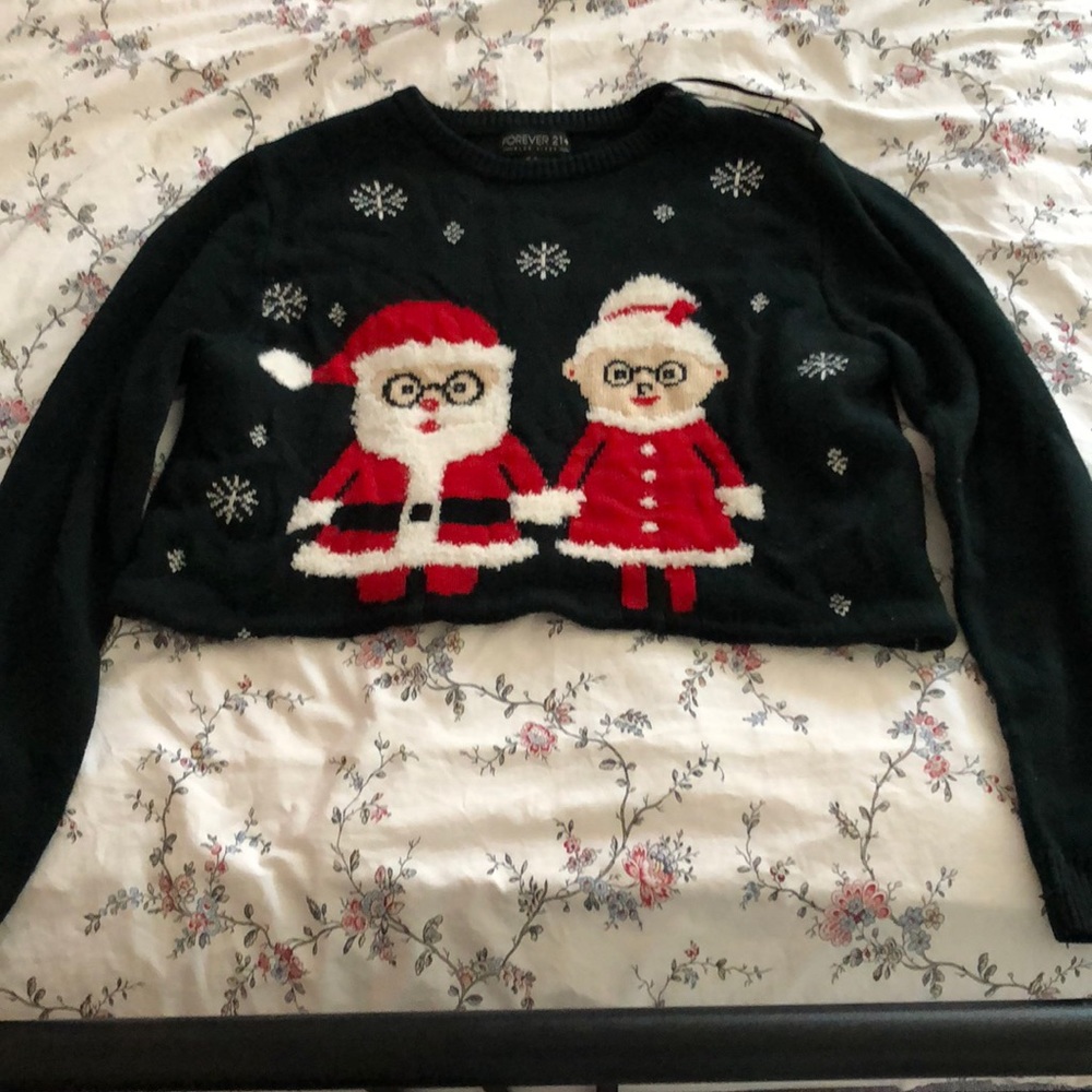 Cropped ugly christmas sweater
